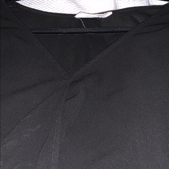 My favorite black tee in the world - Picture 3 of 3